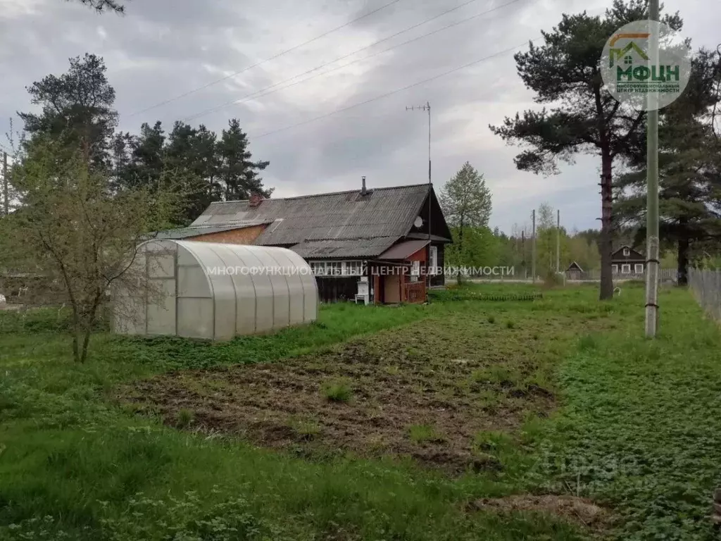 3-к кв. карелия, прионежский район, с. деревянное онежская ул, 10 . - Фото 0