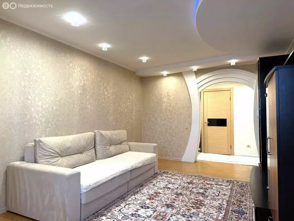 3-комнатная квартира: Курск, Чумаковская улица, 1 (62.1 м) - Фото 2