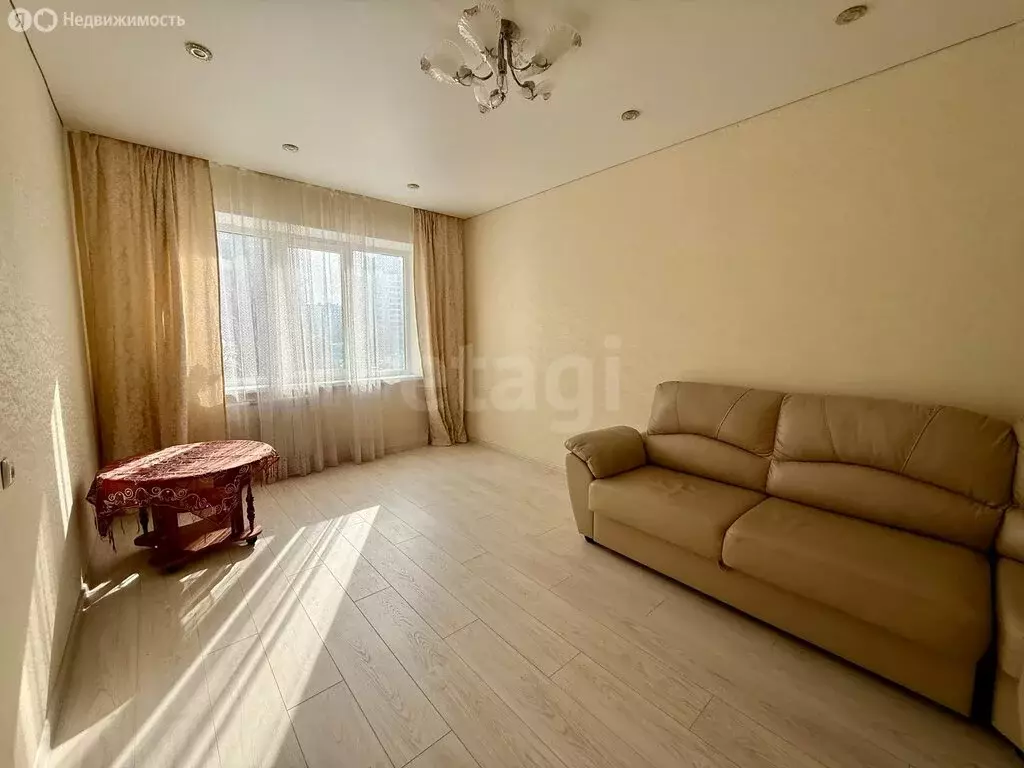 3-комнатная квартира: Белгород, бульвар Юности, 8 (58.6 м) - Фото 1