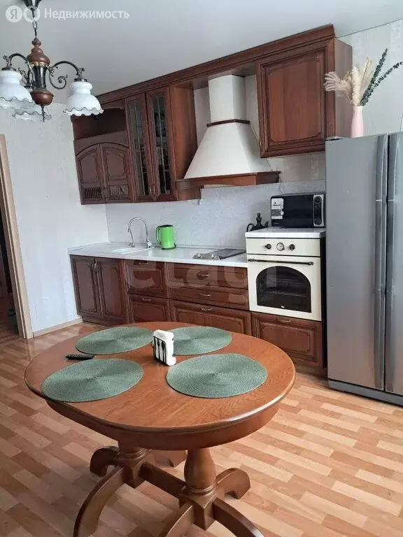 2-комнатная квартира: Бердск, улица Красная Сибирь, 128 (70 м) - Фото 1