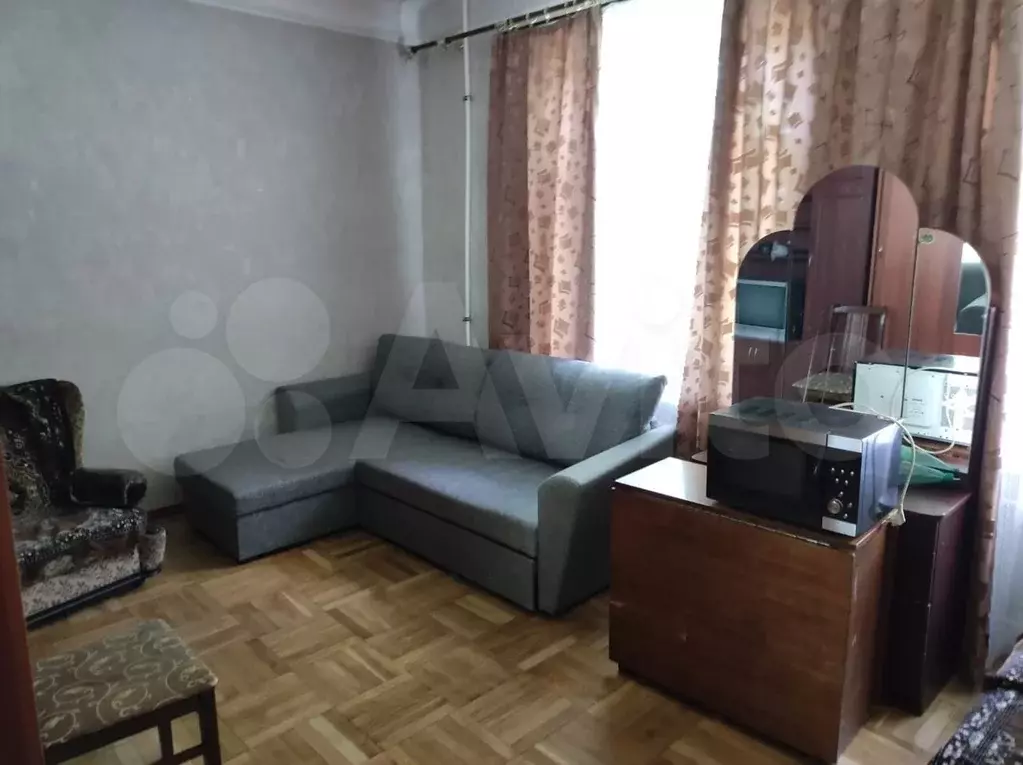 Комната 18м в 3-к., 4/4эт. - Фото 1