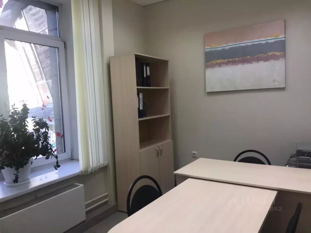 Офис в Свердловская область, Екатеринбург ул. Вайнера, 19 (10 м) - Фото 1