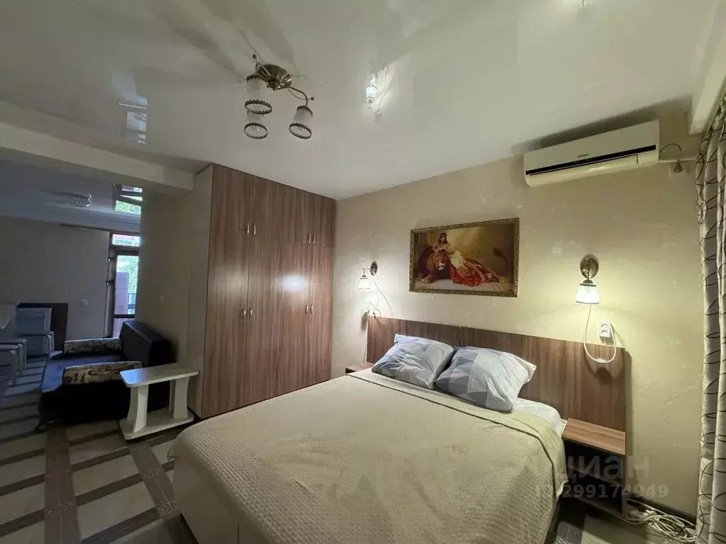 Комната Крым, Саки ул. Морская, 9Ак4 - Фото 1