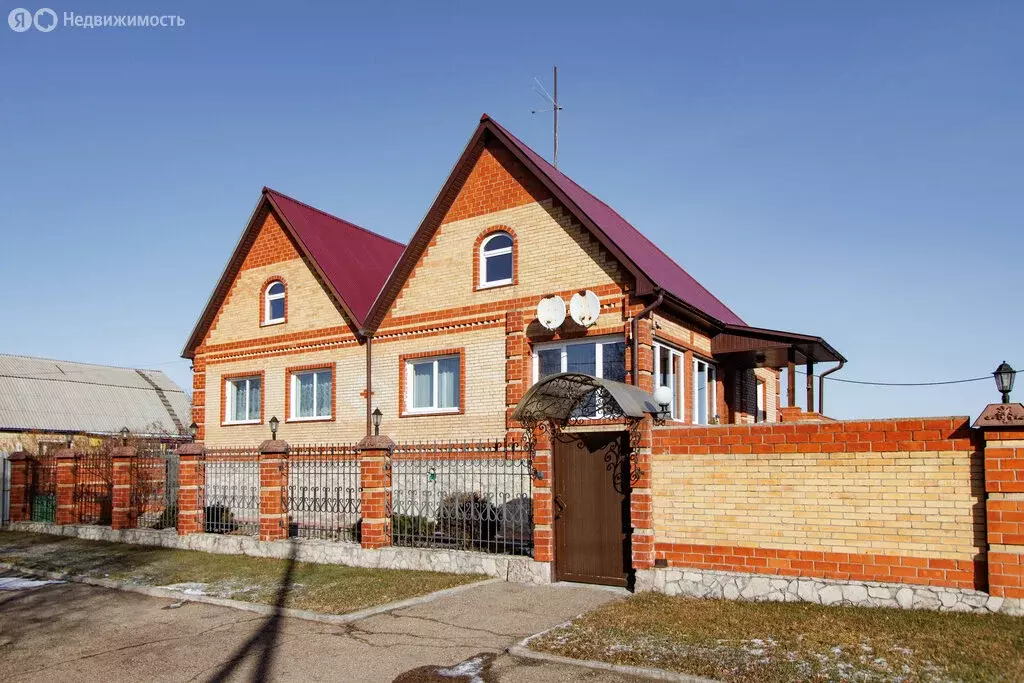 Дом в Усольский район, Тельминское муниципальное образование, рабочий ... - Фото 1