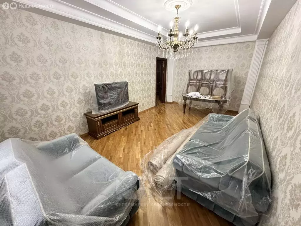 3-комнатная квартира: Махачкала, улица Юсупова, 55 (102 м) - Фото 1