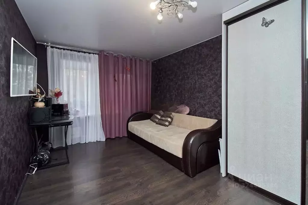 2-к кв. Тюменская область, Тюмень ул. Республики, 158 (43.4 м) - Фото 2