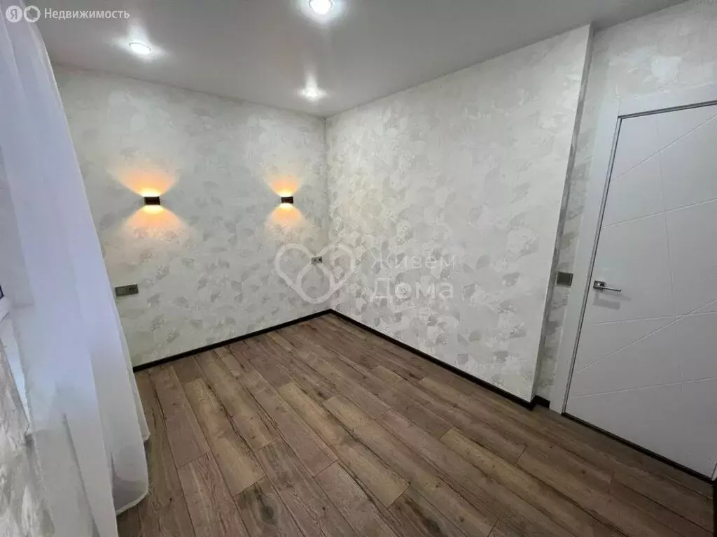 1-комнатная квартира: Волгоград, улица Гаря Хохолова, 13 (32 м) - Фото 1