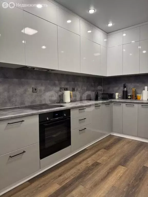 1-комнатная квартира: Тюмень, улица Александра Протозанова, 18к1 (38.9 ... - Фото 2