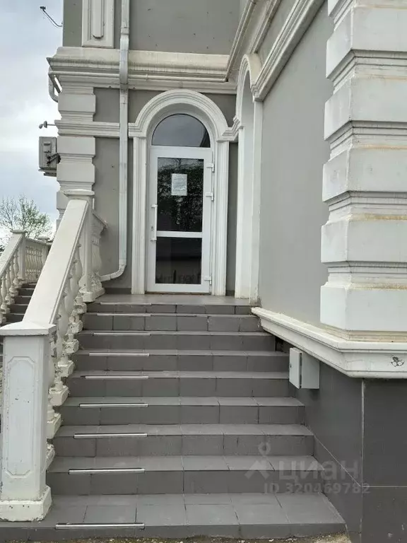 Помещение свободного назначения в Краснодарский край, Северский район, ... - Фото 1