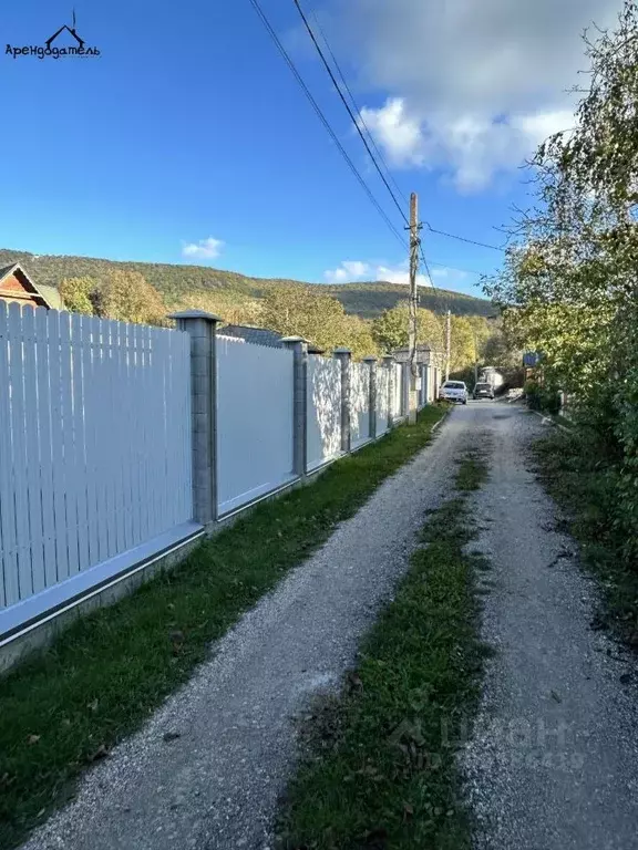 Участок в Севастополь с. Кизиловое, ул. Российская, 327 (6.5 сот.) - Фото 0