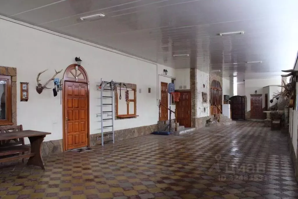 Дом в Краснодарский край, Краснодар ул. Имени Калинина, 376 (210 м) - Фото 1