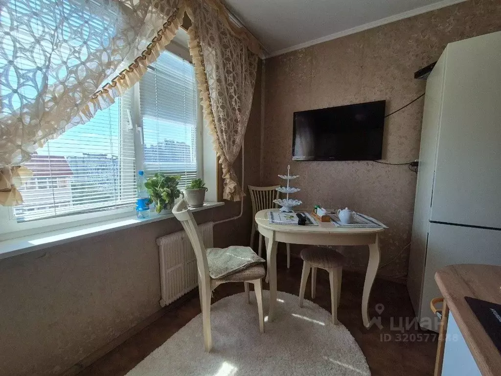 1-к кв. Волгоградская область, Волгоград наб. Волжской флотилии, 7 ... - Фото 1