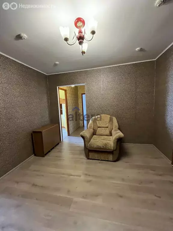 4-комнатная квартира: Казань, улица Академика Глушко, 8 (72.7 м) - Фото 2