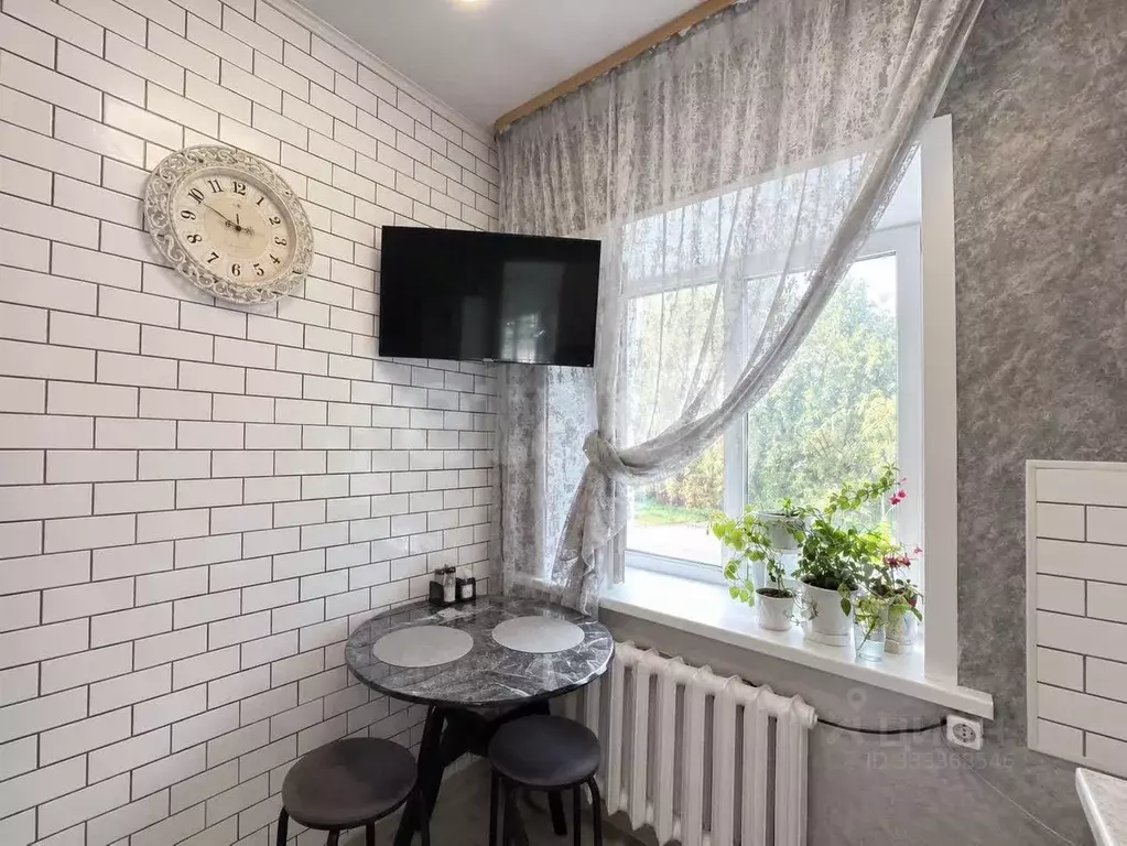 2-к кв. Курганская область, Варгаши рп ул. Кирова, 87 (50.0 м) - Фото 1