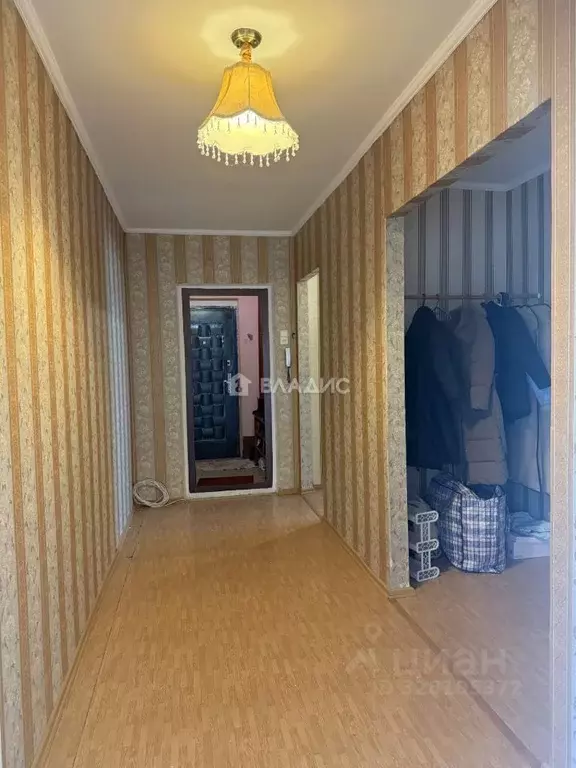 4-к кв. Белгородская область, Белгород ул. Буденного, 13 (82.8 м) - Фото 2