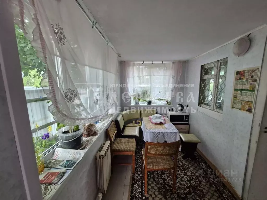 Дом в Кемеровская область, Междуреченск Чебалсинская ул., 43 (120 м) - Фото 0