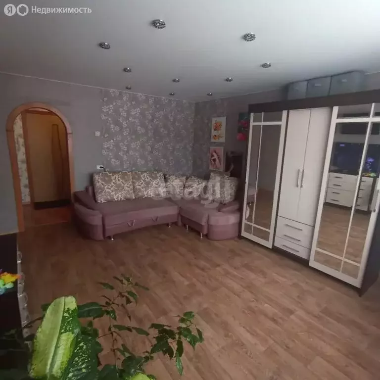 1-комнатная квартира: Комсомольск-на-Амуре, улица Орджоникидзе, 21 ... - Фото 1