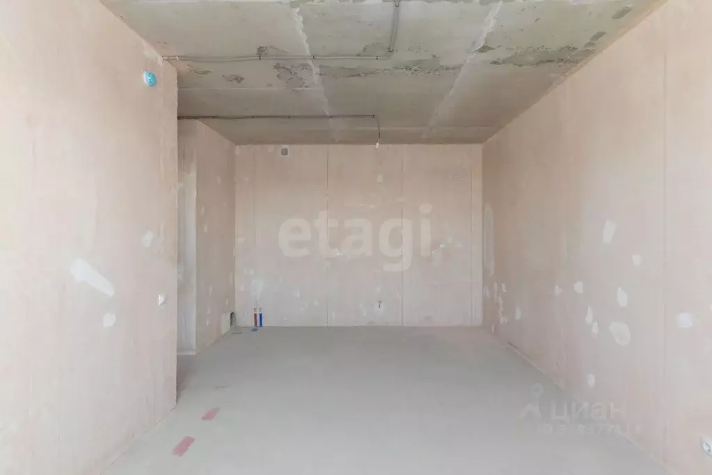 1-к кв. Тюменская область, Тюмень ул. Тимофея Чаркова, 93 (42.1 м) - Фото 0