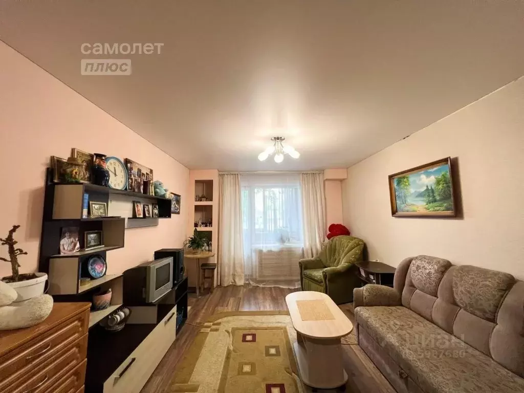 3-к кв. Брянская область, Брянск ул. Медведева, 15 (62.0 м) - Фото 0