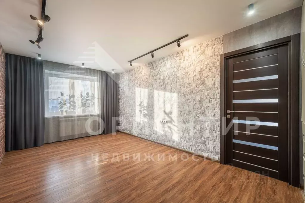 3-к кв. Свердловская область, Арамиль Красноармейская ул., 120к1 (71.2 ... - Фото 1