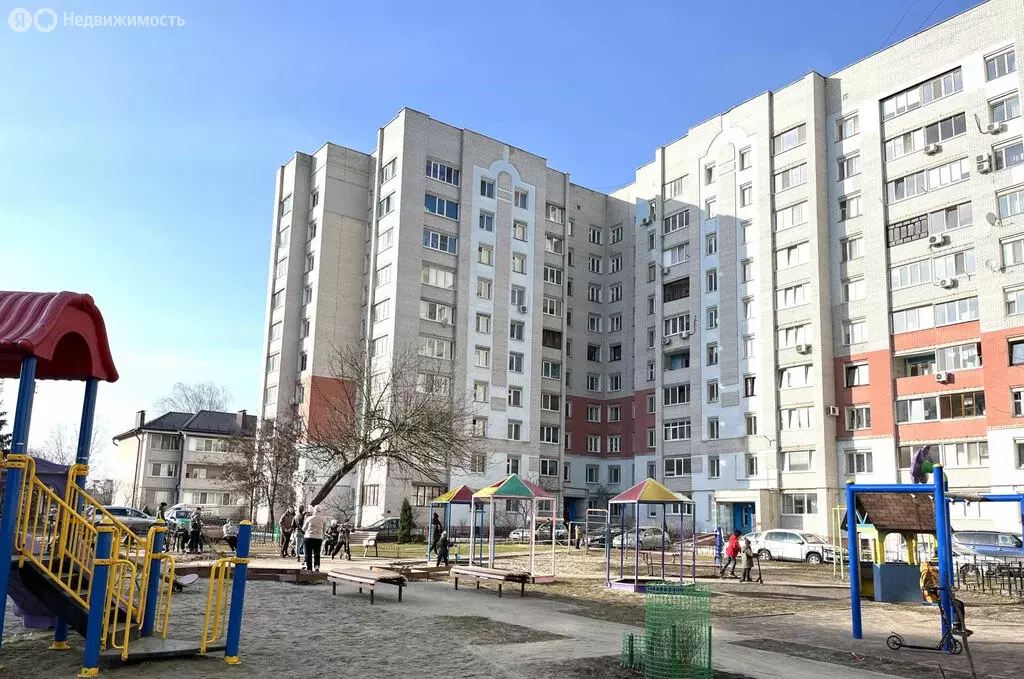 3-комнатная квартира: Брянск, Белорусская улица, 48 (122.7 м) - Фото 0