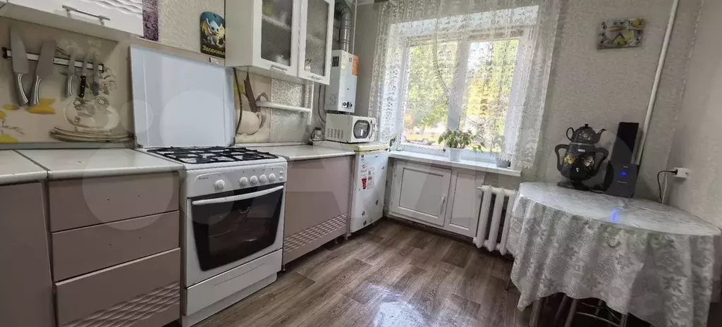3-к. квартира, 71,2 м, 1/4 эт. - Фото 1