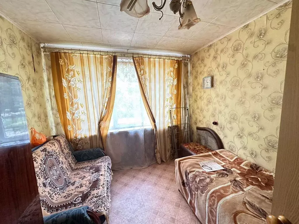 2-к кв. Ленинградская область, Тихвин 5-й мкр, 1 (44.0 м) - Фото 2