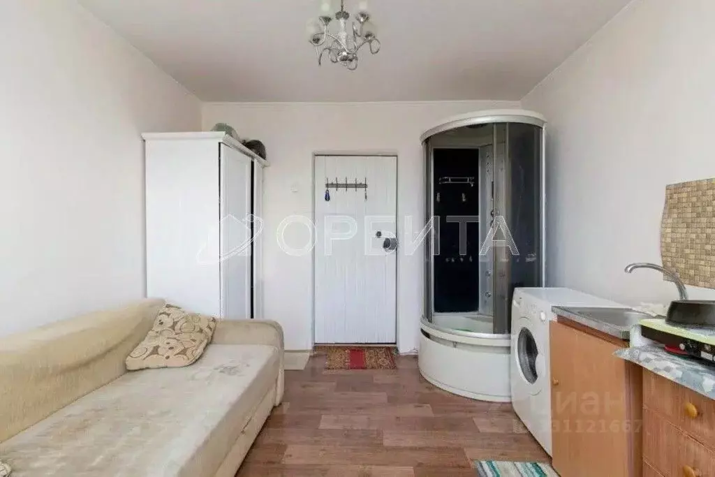 Комната Тюменская область, Тюмень ул. Республики, 210 (13.0 м) - Фото 2