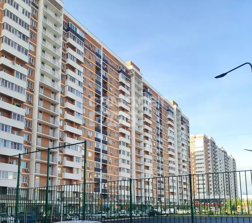 2-к кв. Краснодарский край, Краснодар ул. Командорская, 9/2 (64.0 м) - Фото 0