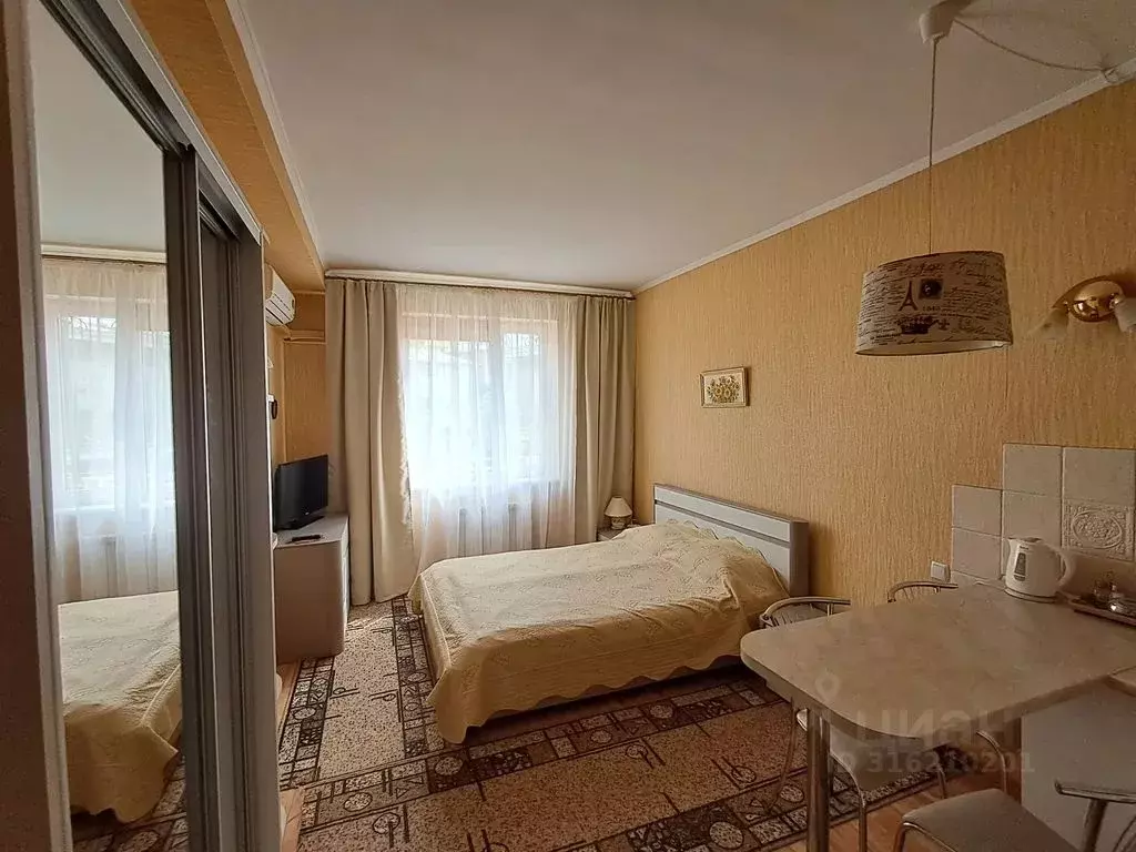 Студия Крым, Ялта ул. Садовая, 44 (25.0 м) - Фото 0