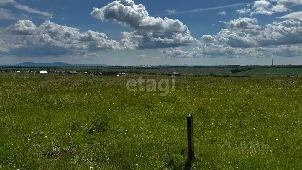 Участок в Башкортостан, Стерлитамакский район, Казадаевский сельсовет, ... - Фото 1