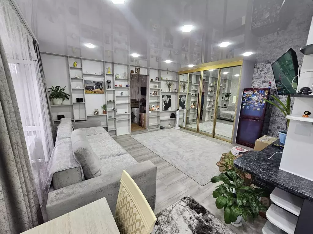 Студия Омская область, Омск просп. Мира, 41 (37.0 м) - Фото 1