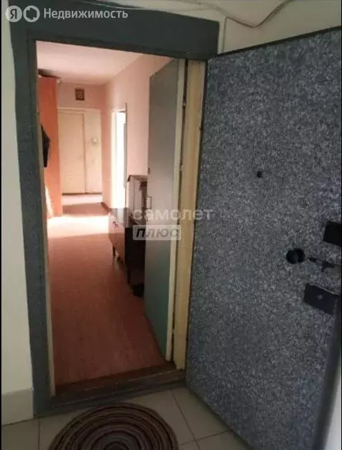 1-комнатная квартира: Омск, улица 7-я Линия, 190 (43 м) - Фото 2