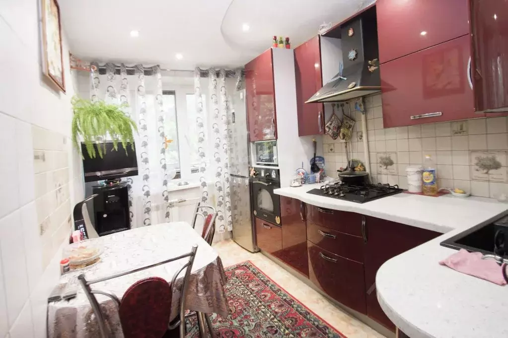 3-к кв. Калужская область, Калуга Майская ул., 36 (67.0 м) - Фото 1