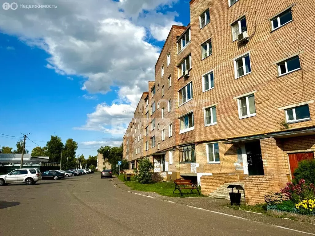 4-комнатная квартира: Рошаль, Спортивная улица, 3 (77 м) - Фото 1