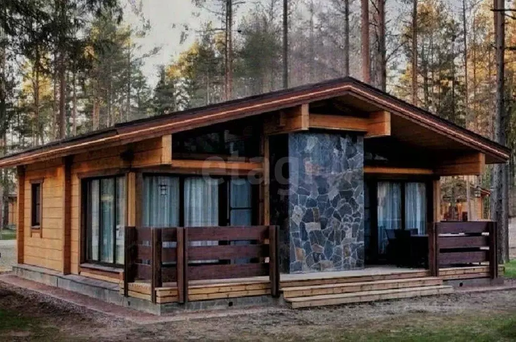 Дом в Калужская область, Перемышльский муниципальный округ, Хотисино ... - Фото 1