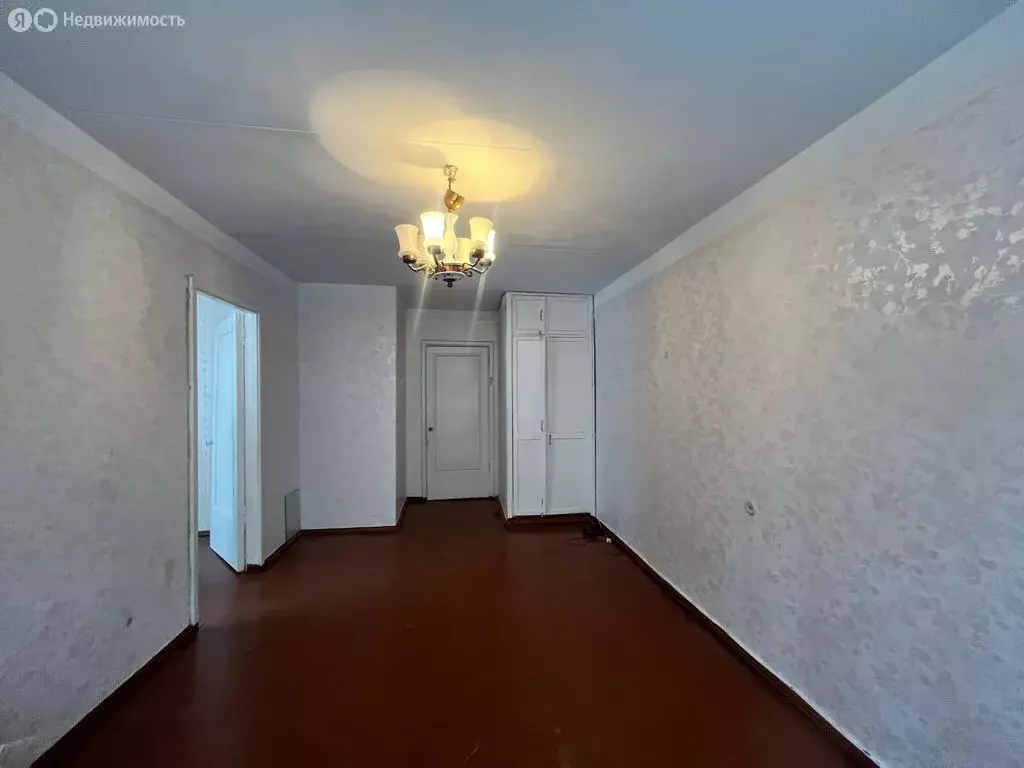 3-комнатная квартира: Волхов, улица Дзержинского, 6 (52 м) - Фото 1