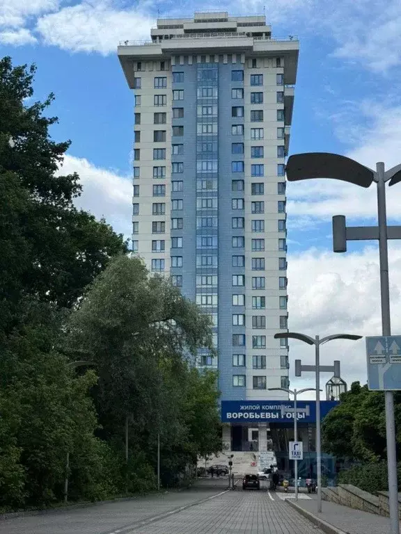 5-к кв. Москва Мосфильмовская ул., 70к5 (215.9 м) - Фото 1