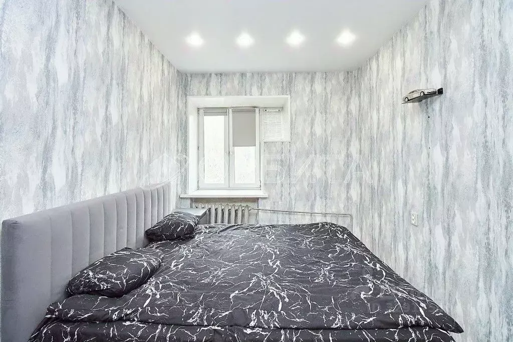 2-к кв. Тюменская область, Тюмень ул. Осипенко, 63 (42.7 м) - Фото 2