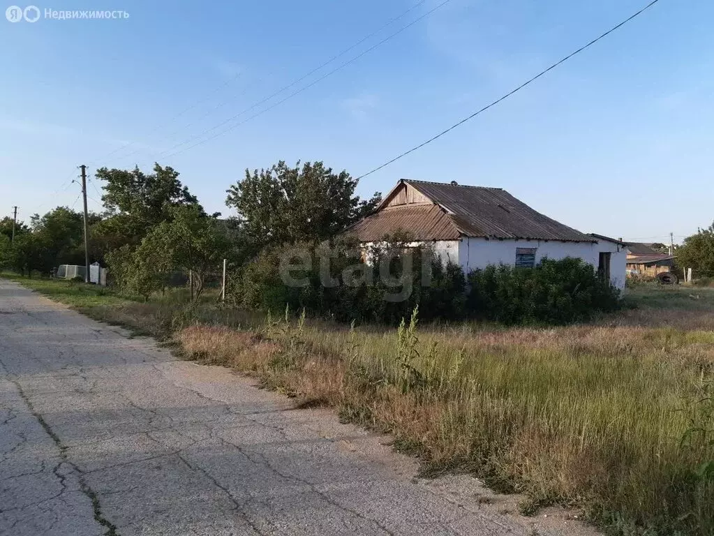 Дом в Сакский район, Сизовское сельское поселение, село Ильинка, улица ... - Фото 0