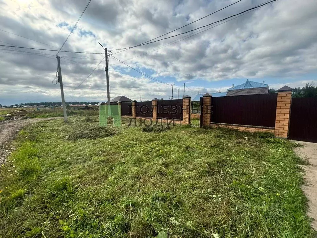 Участок в Башкортостан, Уфа городской округ, д. Самохваловка ул. ... - Фото 1