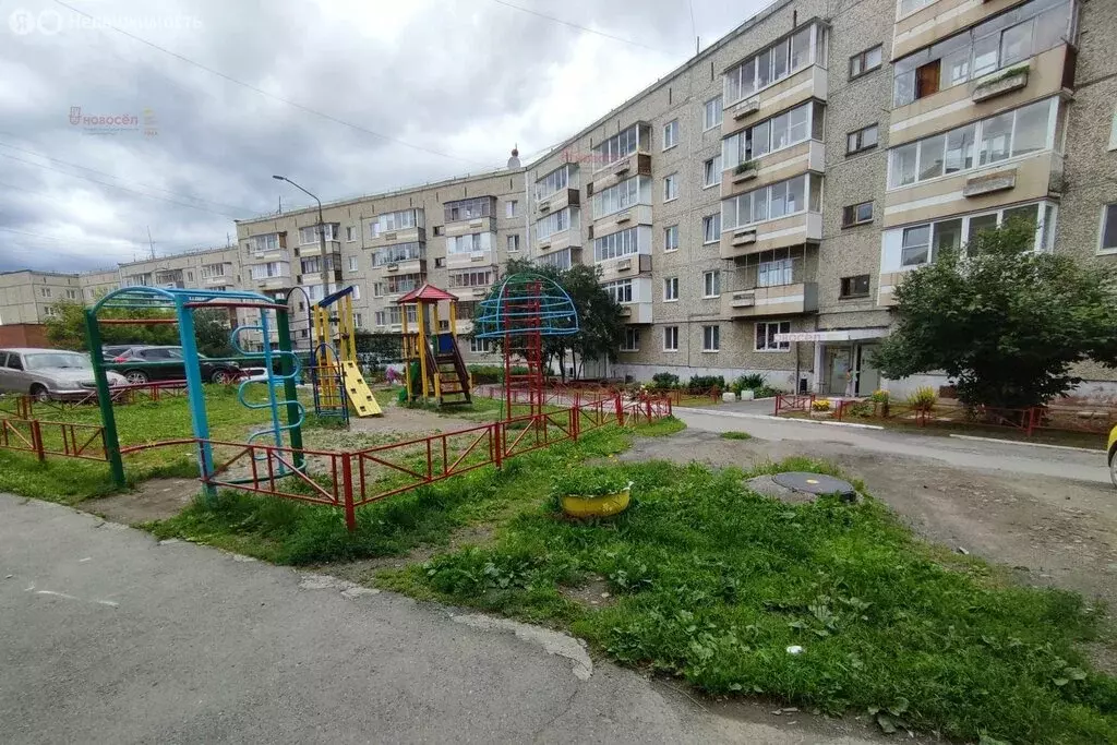 2-комнатная квартира: Первоуральск, Береговая улица, 70 (50.7 м) - Фото 1