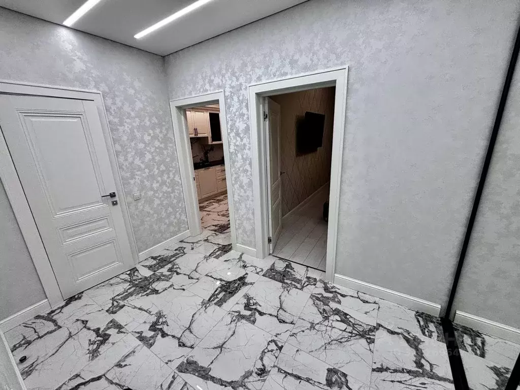 1-к кв. Северная Осетия, Владикавказ ул. Зураба Магкаева, 83к6А (70.0 ... - Фото 1