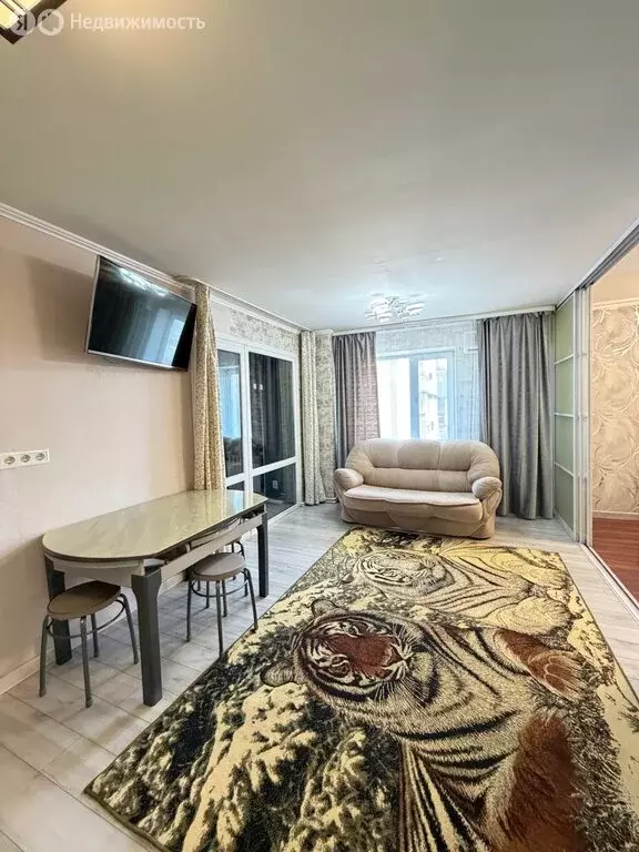 1-комнатная квартира: Уссурийск, улица Сергея Ушакова, 24 (44.2 м) - Фото 1