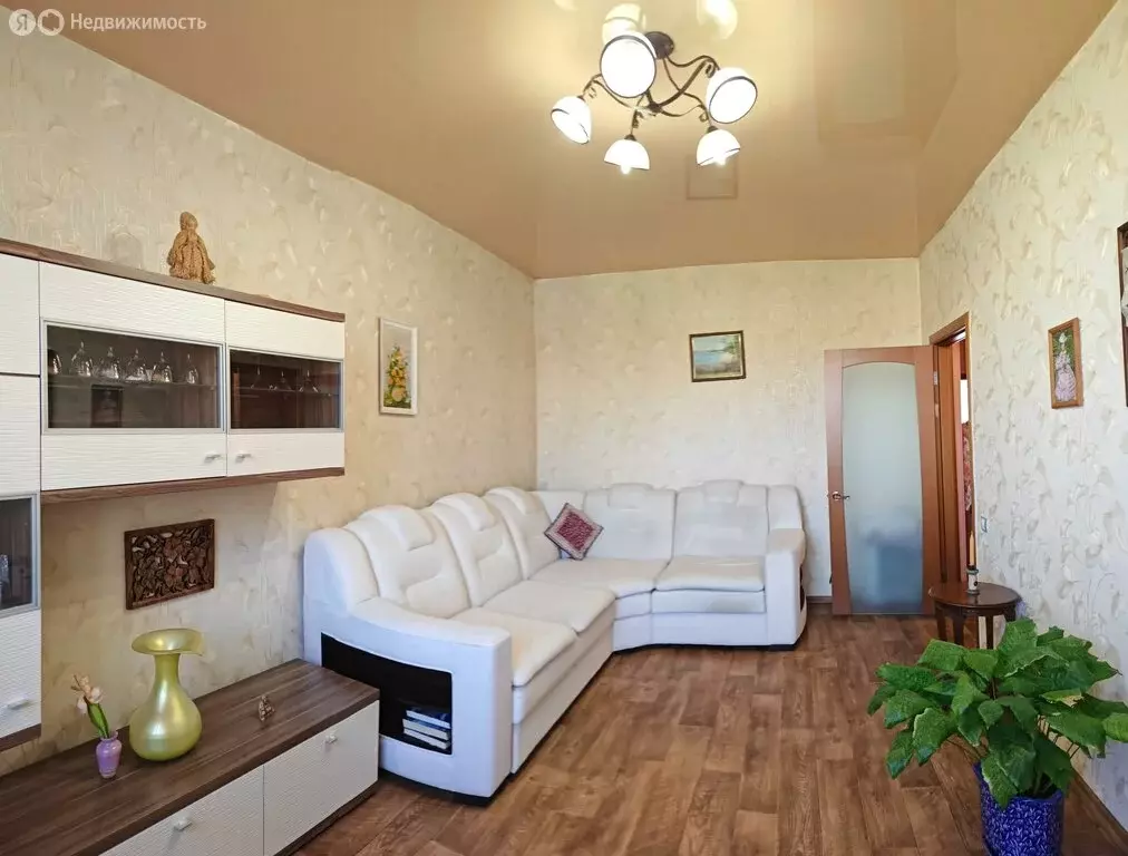 3-комнатная квартира: Усолье-Сибирское, улица Менделеева, 40 (71.95 м) - Фото 1