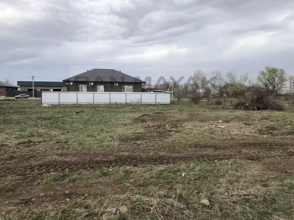 Участок в Адыгея, Майкоп ул. Сергея Есенина, 9 (5.98 сот.) - Фото 0