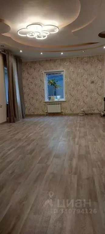 Коттедж в Томская область, Асино Стадионная ул., 6 (100 м) - Фото 1