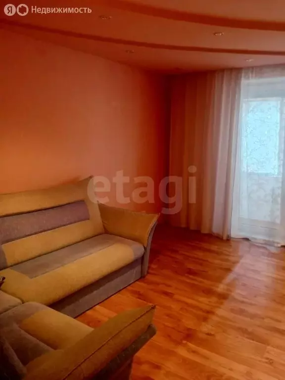 3-комнатная квартира: Златоуст, улица имени М.С. Урицкого, 35 (67.4 м) - Фото 2