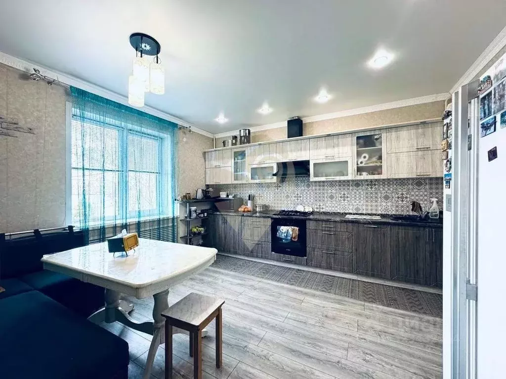 Дом в Белгородская область, Старооскольский городской округ, с. ... - Фото 2