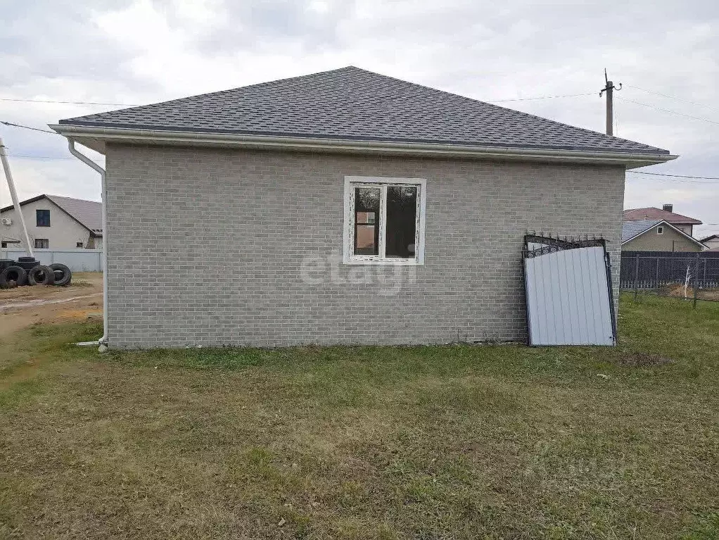 Дом в Воронежская область, Семилукский район, Губаревское с/пос, ... - Фото 1